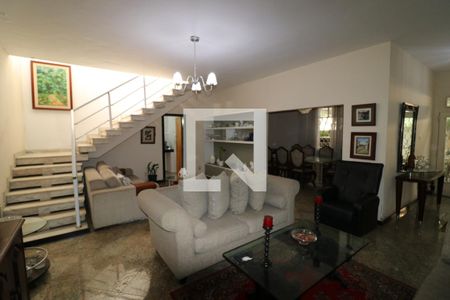 Sala de casa à venda com 5 quartos, 360m² em Moneró, Rio de Janeiro