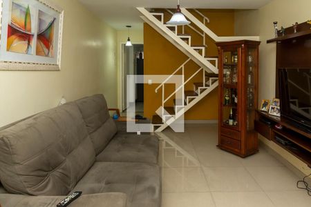 Sala de casa de condomínio à venda com 2 quartos, 120m² em Taquara, Rio de Janeiro