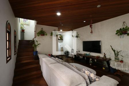 Sala de casa à venda com 2 quartos, 400m² em Santa Maria, Santo André