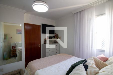 Suíte de apartamento à venda com 2 quartos, 65m² em Vila Galvão, Guarulhos