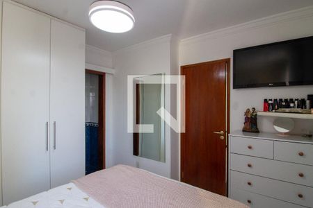 Suíte de apartamento à venda com 2 quartos, 65m² em Vila Galvão, Guarulhos