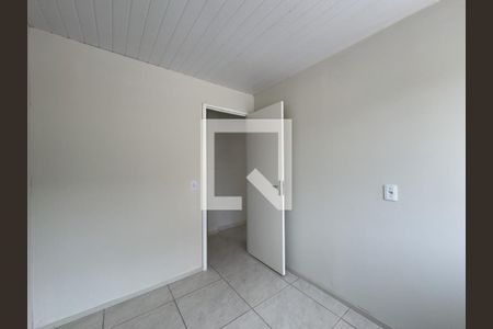 Quarto 1 de casa para alugar com 2 quartos, 55m² em Novo Mundo, Curitiba