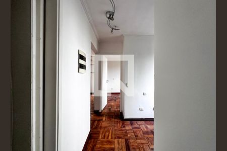 Corredor Quartos de apartamento à venda com 2 quartos, 65m² em Campo Belo, São Paulo