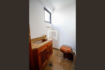 Lavabo de apartamento para alugar com 3 quartos, 165m² em Vila Madalena, São Paulo