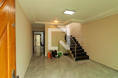 Sala de casa para alugar com 2 quartos, 110m² em Vila São José, São Paulo