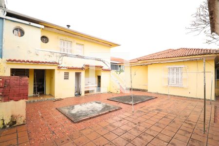 Casa à venda com 800m², 4 quartos e 6 vagasQuintal