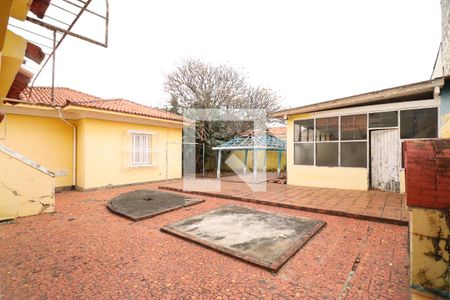 Casa à venda com 800m², 4 quartos e 6 vagasQuintal