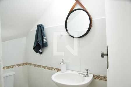 Lavabo de casa de condomínio para alugar com 2 quartos, 126m² em Jardim Barbacena, Cotia