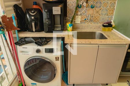 Varanda  de apartamento à venda com 2 quartos, 54m² em Vila da Saúde, São Paulo