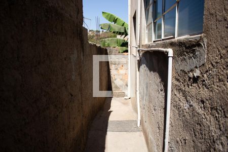 Casa para alugar com 80m², 2 quartos e 1 vagaÁrea de Serviço