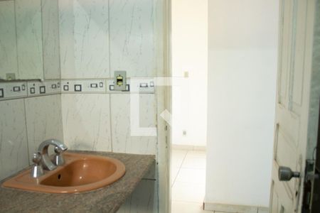 Casa para alugar com 80m², 2 quartos e 1 vagaBanheiro 1