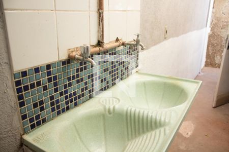 Casa para alugar com 80m², 2 quartos e 1 vagaÁrea de Serviço