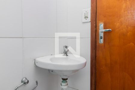 Banheiro da Suite 1 de casa de condomínio para alugar com 2 quartos, 120m² em Vila Ré, São Paulo