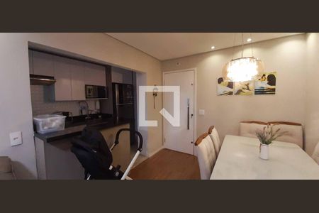 Sala de apartamento à venda com 2 quartos, 49m² em Conceicao, Osasco