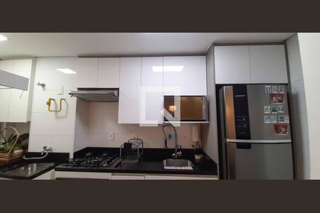 Apartamento à venda com 49m², 2 quartos e 1 vagaCozinha