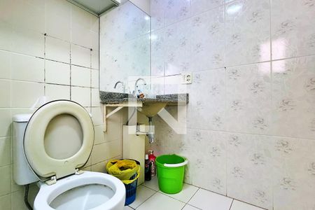 Apartamento à venda com 61m², 3 quartos e 1 vaga Apartamento à venda com 61m², 3 quartos e 1 vagaBanheiro da Suíte