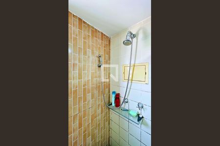 Apartamento à venda com 61m², 3 quartos e 1 vaga Apartamento à venda com 61m², 3 quartos e 1 vagaBanheiro da Suíte