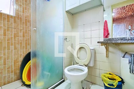 Apartamento à venda com 61m², 3 quartos e 1 vaga Apartamento à venda com 61m², 3 quartos e 1 vagaBanheiro da Suíte