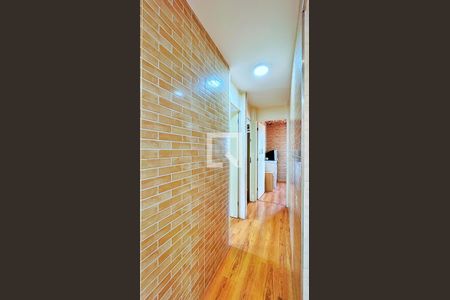 Corredor dos Dormitórios de apartamento à venda com 3 quartos, 61m² em Vila Endres, Guarulhos