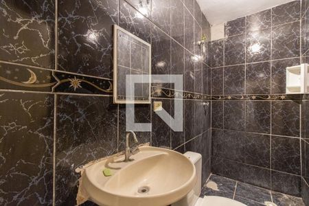 Banheiro de casa para alugar com 1 quarto, 50m² em Jardim Pinhal, Guarulhos