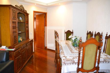 Sala de apartamento para alugar com 3 quartos, 100m² em Santo Antônio, São Caetano do Sul