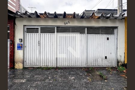 Casa à venda com 170m², 4 quartos e 2 vagasFachada