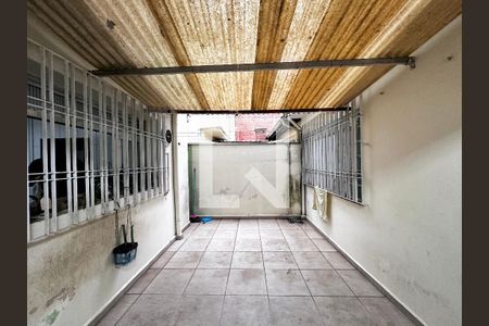 Casa à venda com 170m², 4 quartos e 2 vagasQuintal