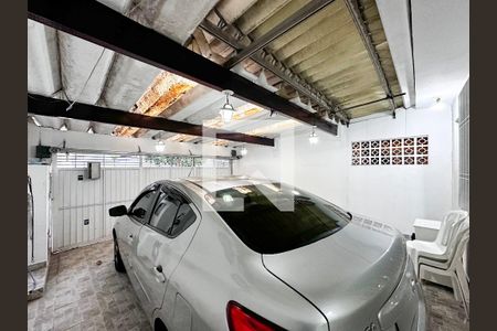 Casa à venda com 170m², 4 quartos e 2 vagasGaragem