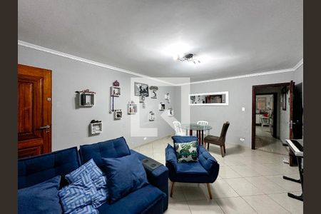 Sala de casa à venda com 4 quartos, 143m² em Vila Cordeiro, São Paulo