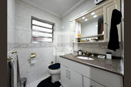 Casa à venda com 170m², 4 quartos e 2 vagasBanheiro Social