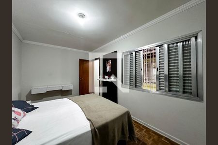 Casa à venda com 170m², 4 quartos e 2 vagasSuíte