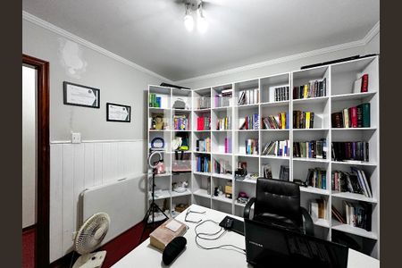 Casa à venda com 170m², 4 quartos e 2 vagasQuarto 3