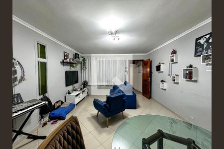 Sala de casa à venda com 4 quartos, 143m² em Vila Cordeiro, São Paulo