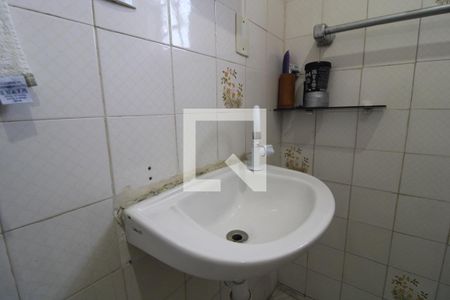 Pia do banheiro de casa à venda com 1 quarto, 100m² em Jardim Campo Grande, São Paulo