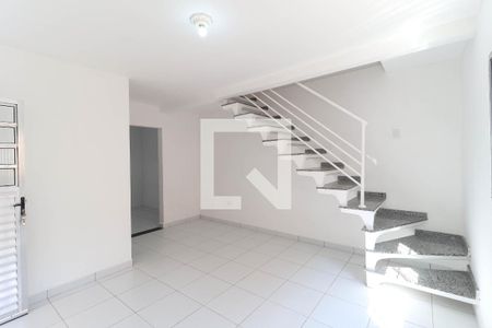 Casa para alugar com 2 quartos, 57m² em Jardim Modelo, São Paulo