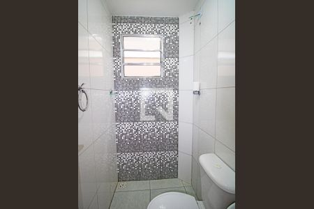 Banheiro 1 de casa de condomínio para alugar com 2 quartos, 57m² em Jardim Modelo, São Paulo