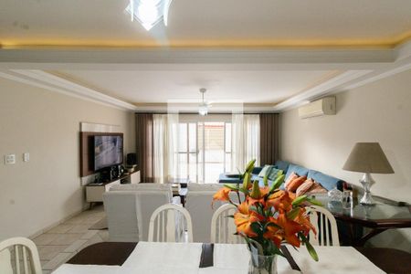 Sala de casa para alugar com 4 quartos, 336m² em Enseada, Guarujá