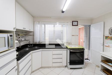 Casa para alugar com 336m², 5 quartos e 4 vagasCozinha