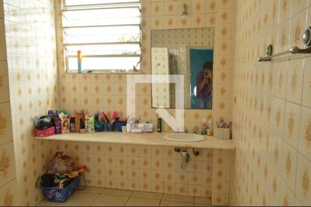 Casa à venda com 270m², 3 quartos e 5 vagas Casa à venda com 270m², 3 quartos e 5 vagasBanheiro Social