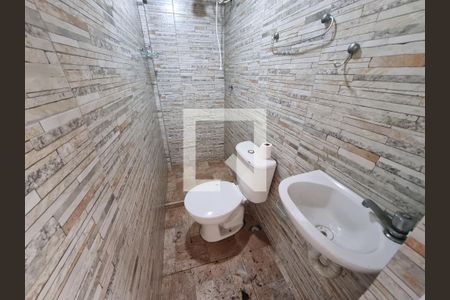 Apartamento para alugar com 120m², 2 quartos e 1 vaga Apartamento para alugar com 120m², 2 quartos e 1 vagaBanheiro da cobertura
