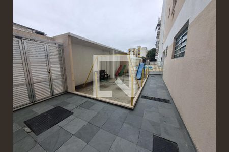 Apartamento para alugar com 120m², 2 quartos e 1 vaga Apartamento para alugar com 120m², 2 quartos e 1 vagaÁrea comum - Playground