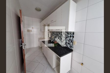 Apartamento para alugar com 120m², 2 quartos e 1 vaga Apartamento para alugar com 120m², 2 quartos e 1 vagaCozinha