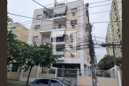 Apartamento para alugar com 120m², 2 quartos e 1 vaga Apartamento para alugar com 120m², 2 quartos e 1 vagaFachada