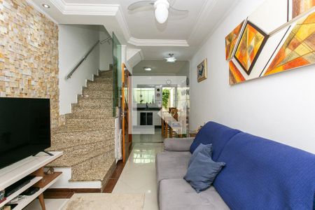 Casa de condomínio à venda com 119m², 2 quartos e 2 vagasSala