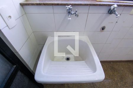 Área de Serviço de apartamento para alugar com 3 quartos, 135m² em Jardim Anália Franco, São Paulo