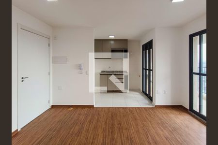 Sala de apartamento para alugar com 2 quartos, 55m² em Vila Anastácio, São Paulo
