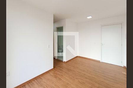 Sala de apartamento para alugar com 2 quartos, 55m² em Vila Anastácio, São Paulo