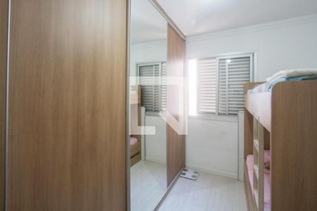 Quarto 1 de apartamento para alugar com 2 quartos, 54m² em Parque Maria Helena, São Paulo