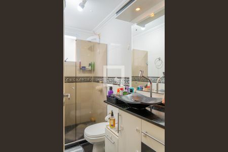 Banheiro de apartamento para alugar com 2 quartos, 74m² em Nonoai, Porto Alegre