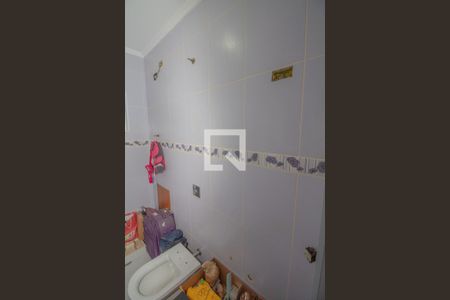 Casa à venda com 241m², 2 quartos e 2 vagasBanheiro